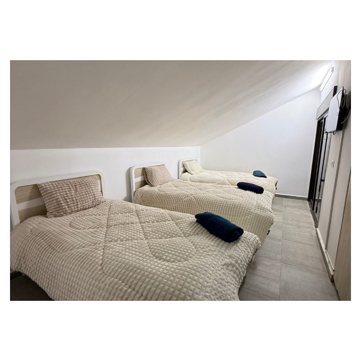 Triple Single Bed Room